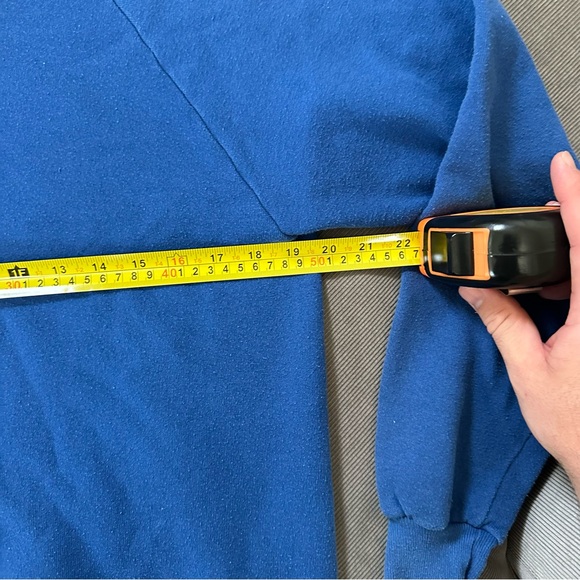 Vintage Gatlinburg Tennessee Tourist Skiing Bears Sweatshirt Large - Fits Small - Picture 5 of 6